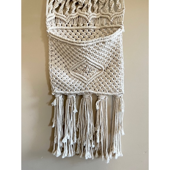 Boho Macrame Fringe Pocket Wall Hanging Cotton Natural Fiber Home Decor - Picture 5 of 10